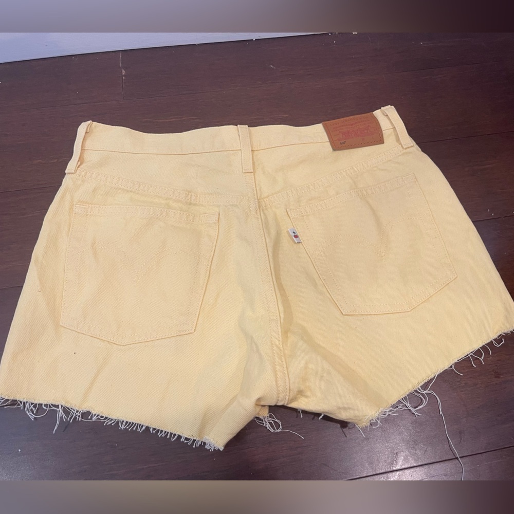 DO NOT PURCHASE nwot levi’s buttonfly cutoff yellow jean denim shorts 30